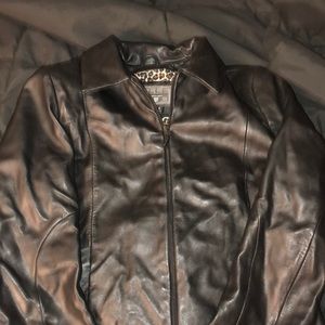 Size medium leather jacket .